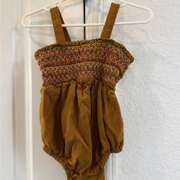 Old Navy Tan Smocked Baby Romper - Picture 1 of 4